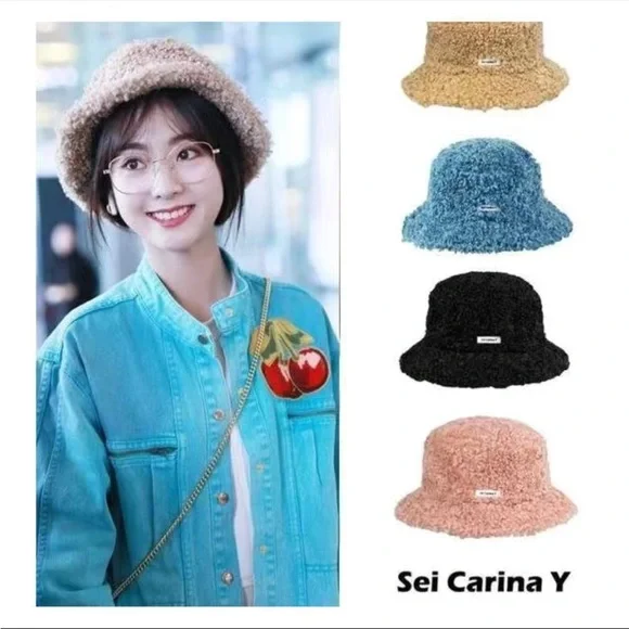 sei carina y | Accessories | Free With 0 Purchase Sei Carina  display picture 2